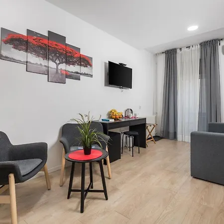 Apartman Delta *